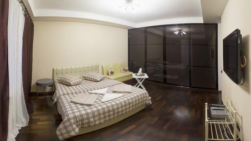 Kyiv Downtown Apartment On Saksaganskogo Street 87 Luaran gambar